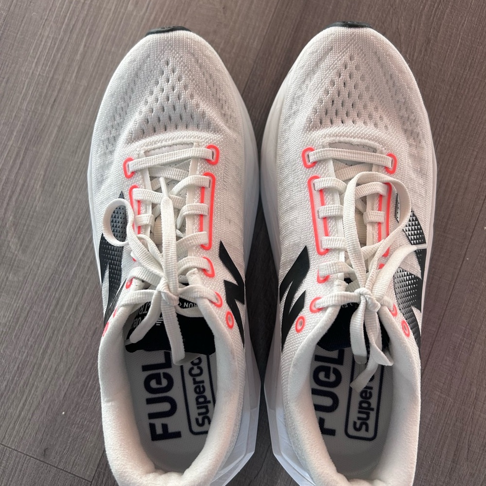New Balance White Sneakers with Black Logo and Pink Accents - Picture 2 of 8